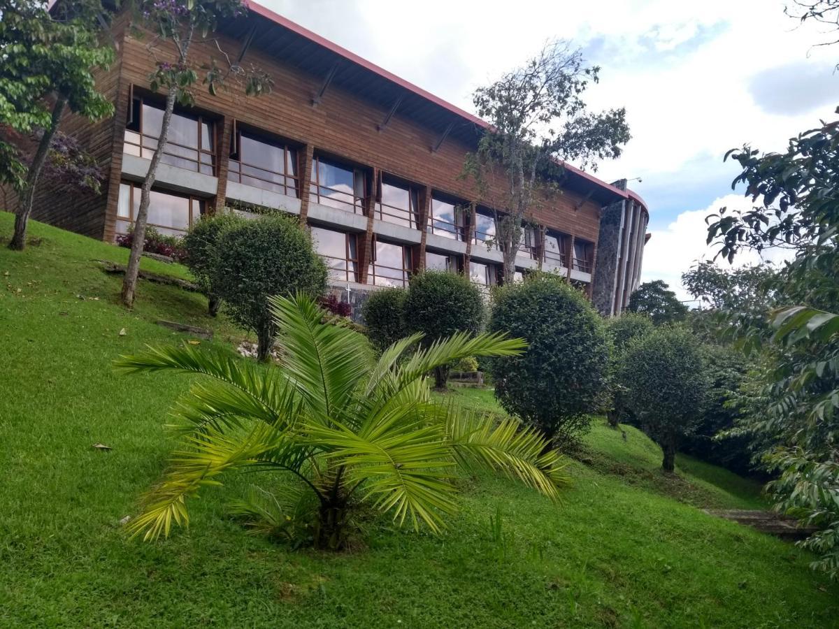 Hotel Piedras Blancas - Comfenalco Antioquia Guarne Bagian luar foto